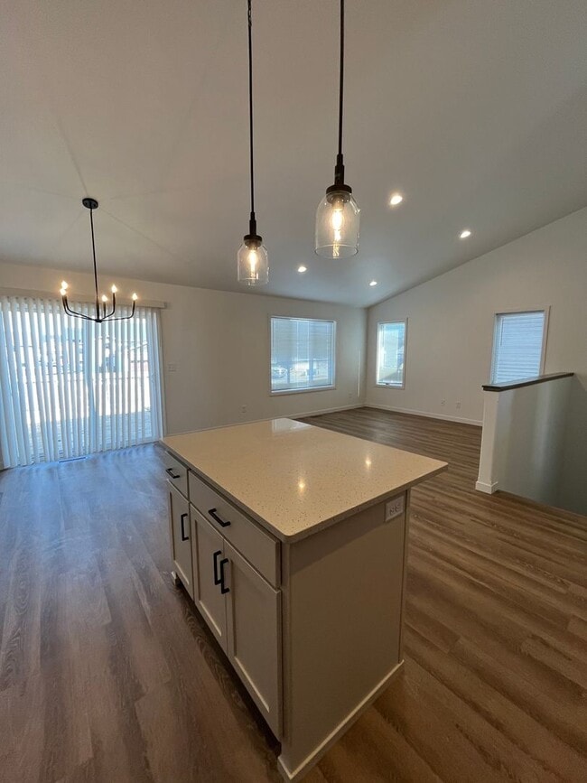 Building Photo - The Wilds Townhomes