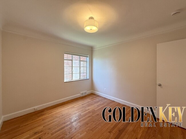 Building Photo - Newly Renovated 3 Bed 1 Bath Westside Home!