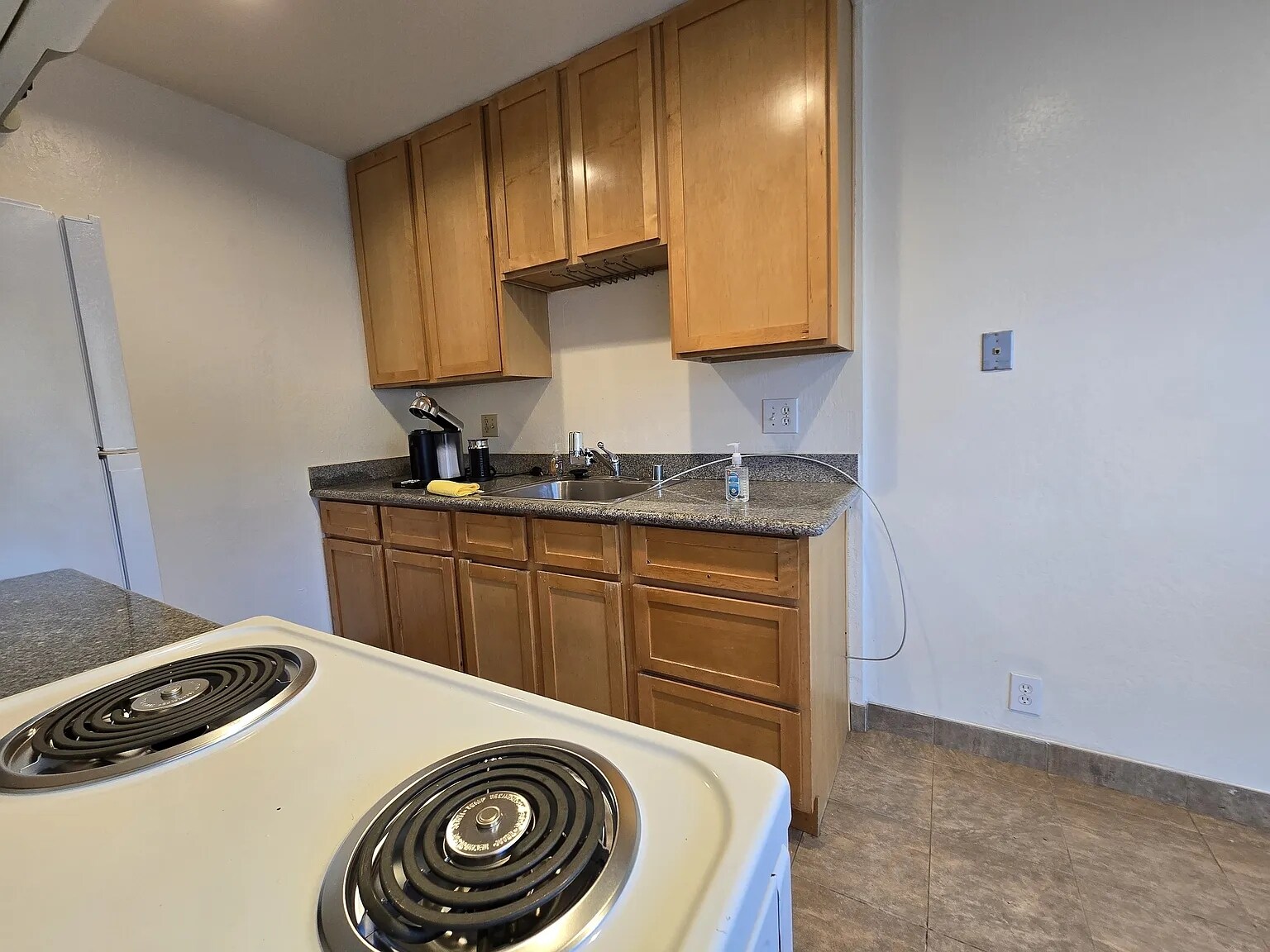 Building Photo - 14583 Doolittle Dr