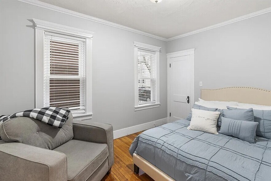 Building Photo - 95 Auckland St