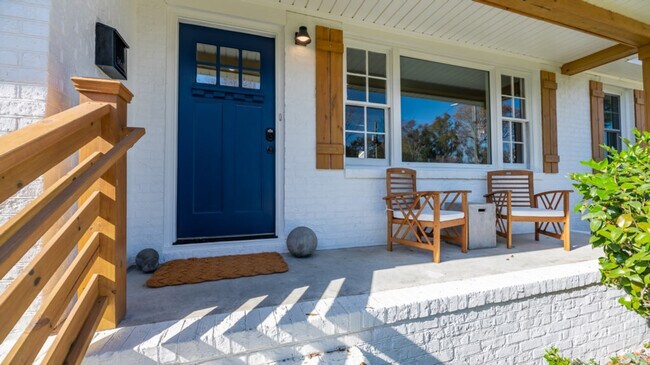 Building Photo - 4959 Parkside Dr