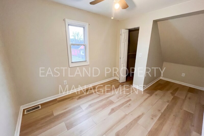 Building Photo - 1966 Burr St