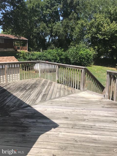 Building Photo - 510 Burns St