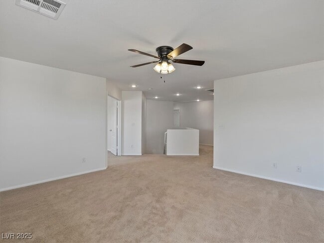 Building Photo - 4905 Apache Valley Ave