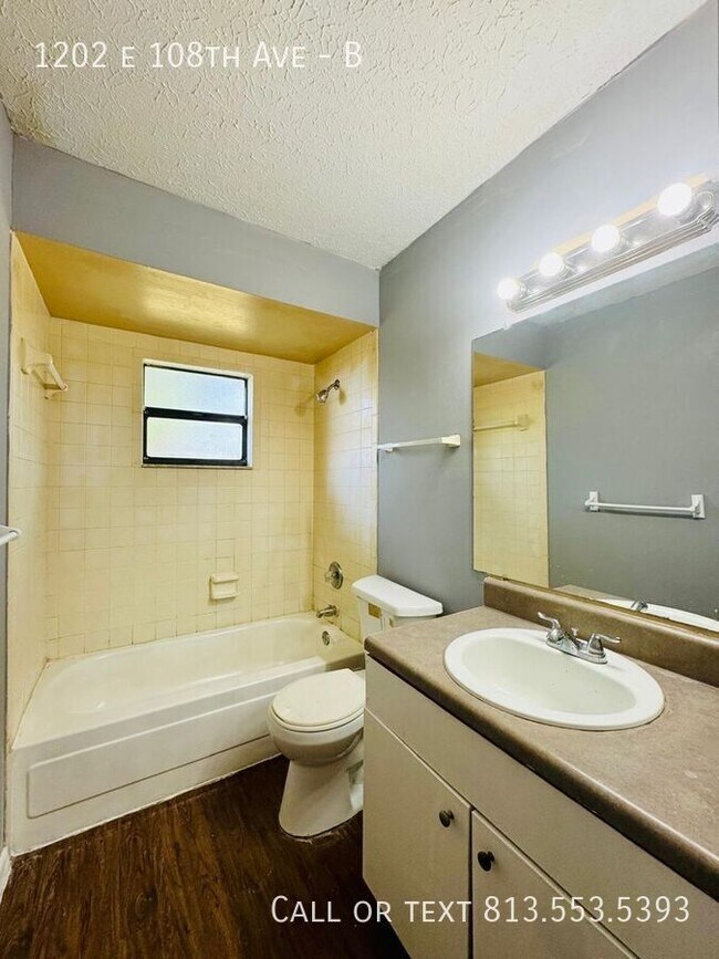 Building Photo - 1202 E 108th Ave