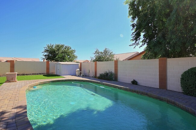 Building Photo - 8517 W Caribbean Ln