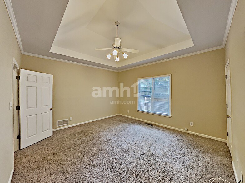 Building Photo - 1302 Dungan Dr NW