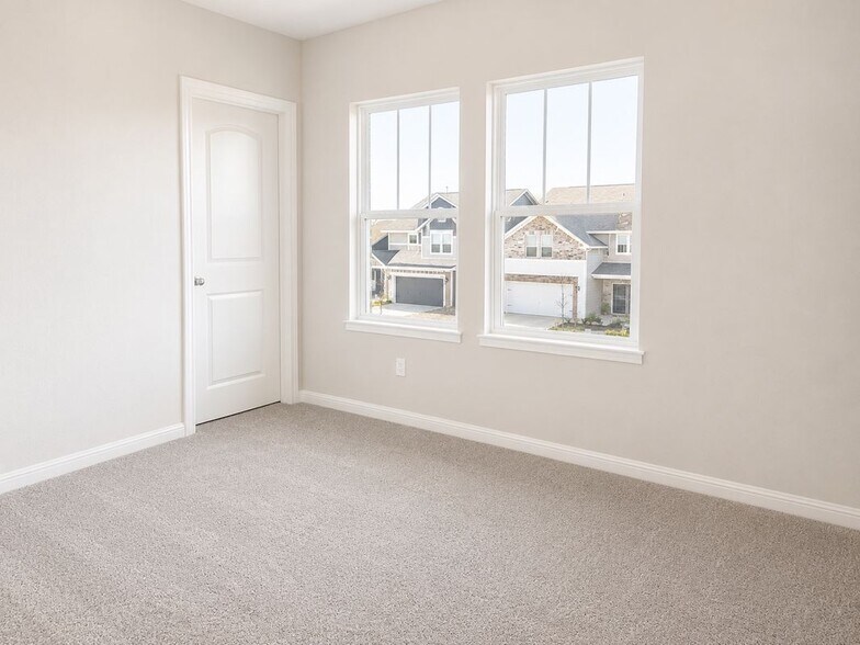Building Photo - 2441 Danbury Ln