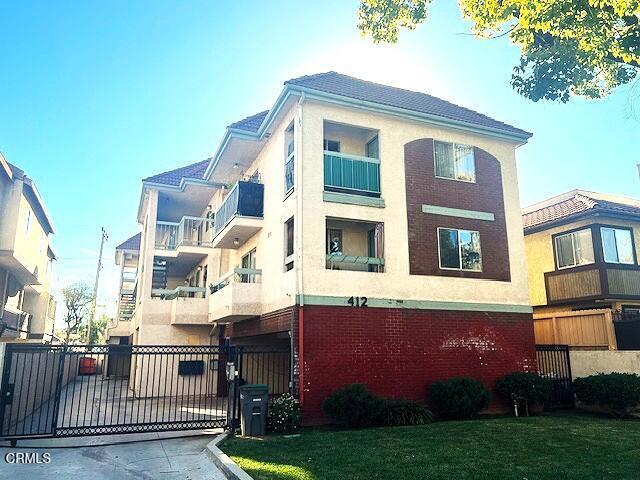 Primary Photo - 412 Ivy St