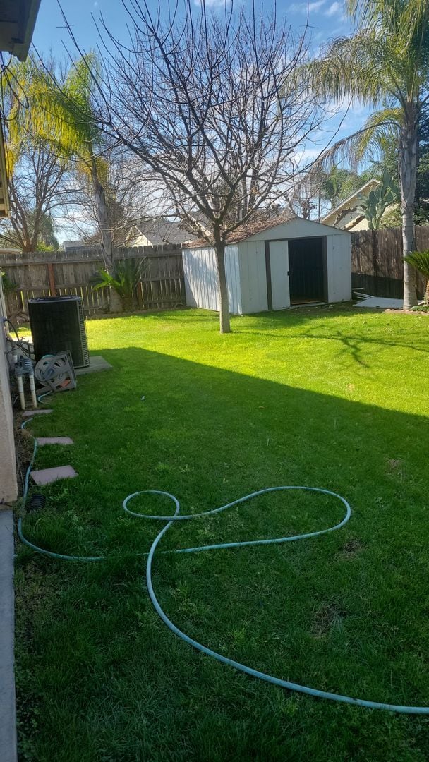 Building Photo - 1671 Hume Dr