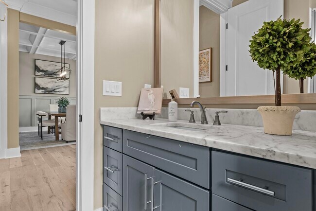 Building Photo - 1201 Askew Trl