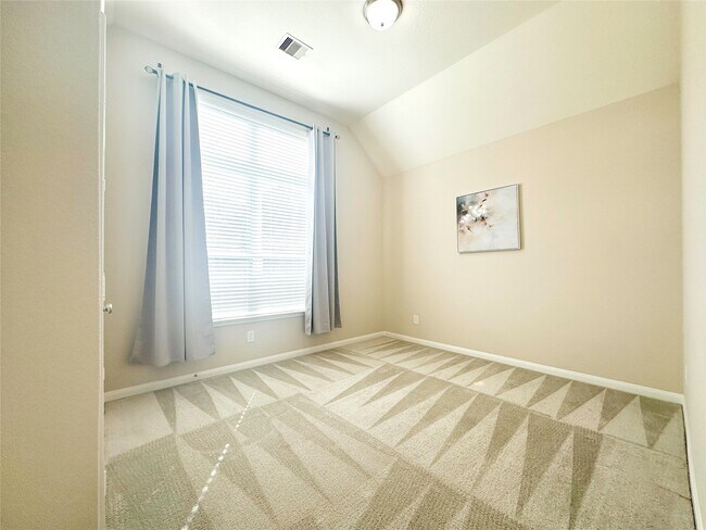 Building Photo - 22214 Meandering Springs Dr