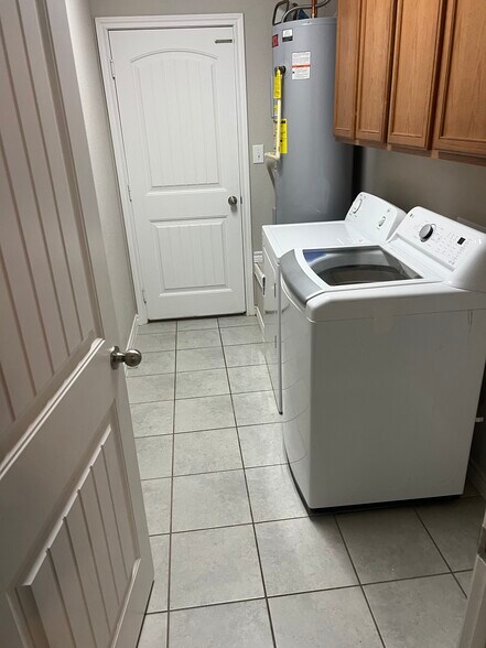 Building Photo - 1920 Elizabeth St