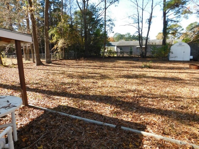 Building Photo - 842 Halifax Cir