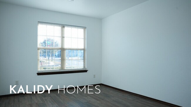 Building Photo - 13049 SW 5th St