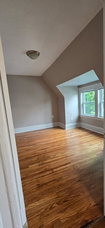 Building Photo - 125 Vernon St