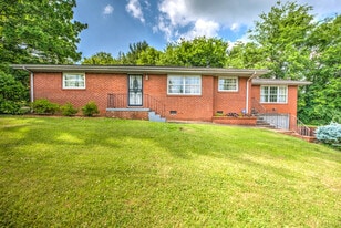 Building Photo - 248 Taliwa Dr
