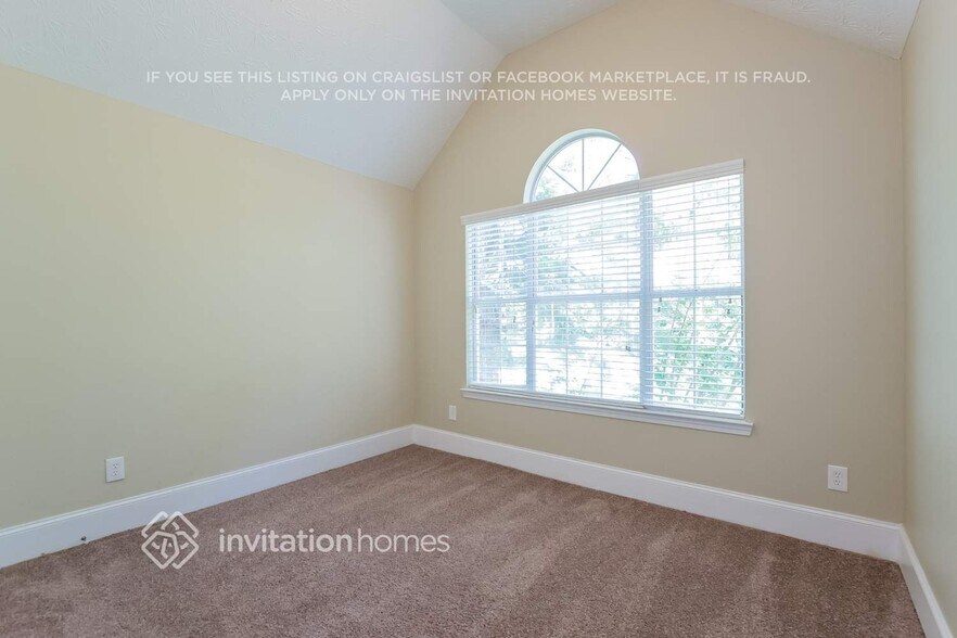 Building Photo - 15 Candlewood Ct