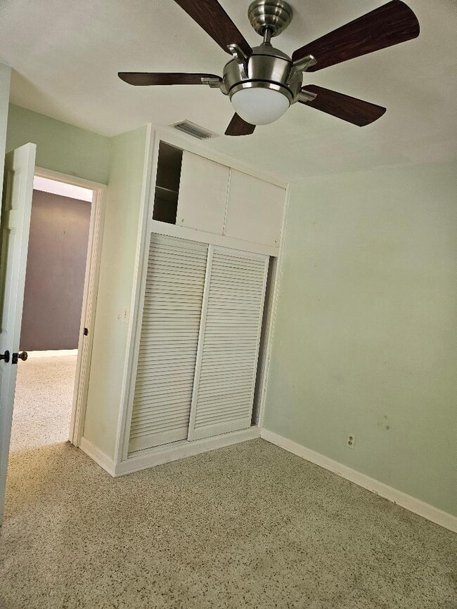 Building Photo - 4710 Spruce Ave