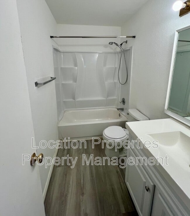 Building Photo - 2767 Grand Cir