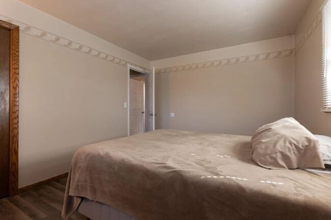 Building Photo - Click the “Apply Now” button or email wapmrentals@gmail.com for a prompt response.