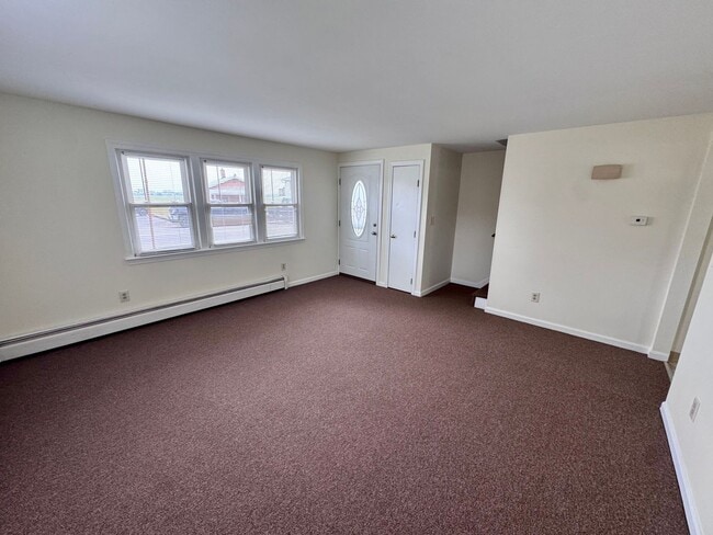 Building Photo - Newly Renovated Year-Round Apartments – St...