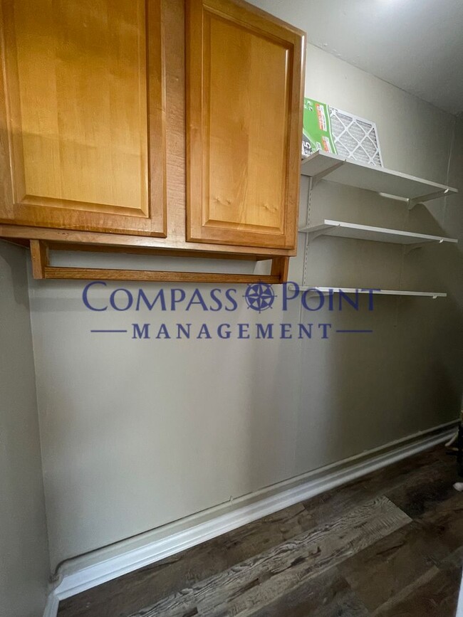 Building Photo - Your New Home Awaits!