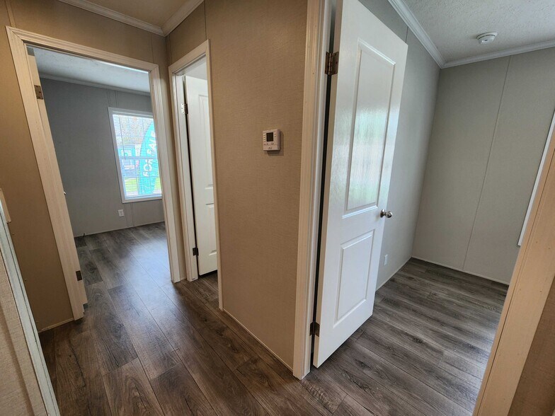 Building Photo - 3629 Cedar Loop