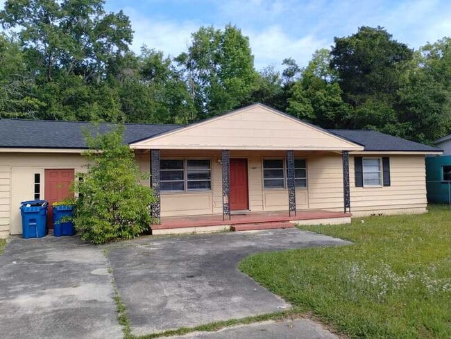 Primary Photo - 6607 Rhone Dr