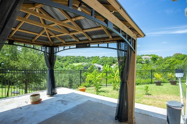 Building Photo - 9300 Simmons Rd