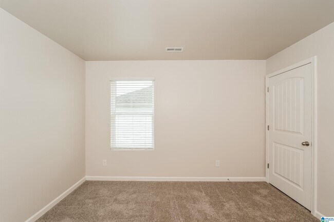 Building Photo - 5860 Mountain View Trl