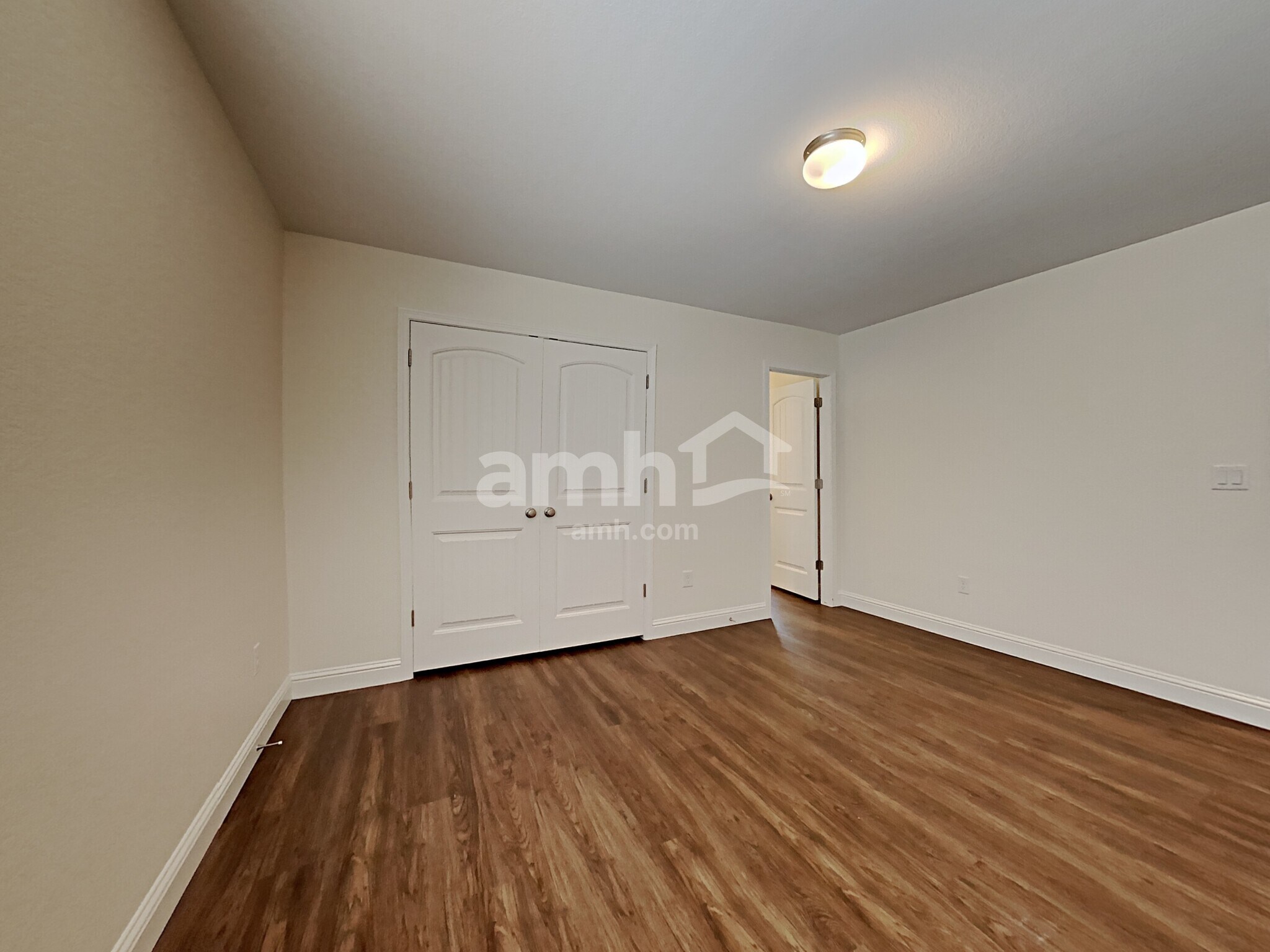 Building Photo - 10174 Dogwood St