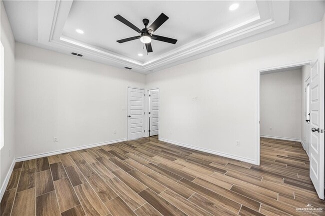 Building Photo - 18 Nominee St