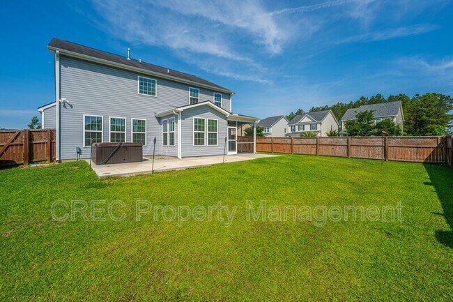 Building Photo - 201 Bigleaf Ct