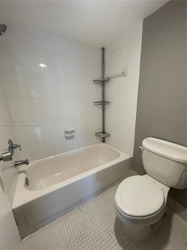 Building Photo - 5961 N Falls Cir Dr