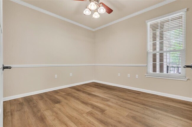 Building Photo - 409 Rio Grande Loop
