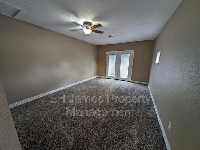 Building Photo - 104 Aspen Ct