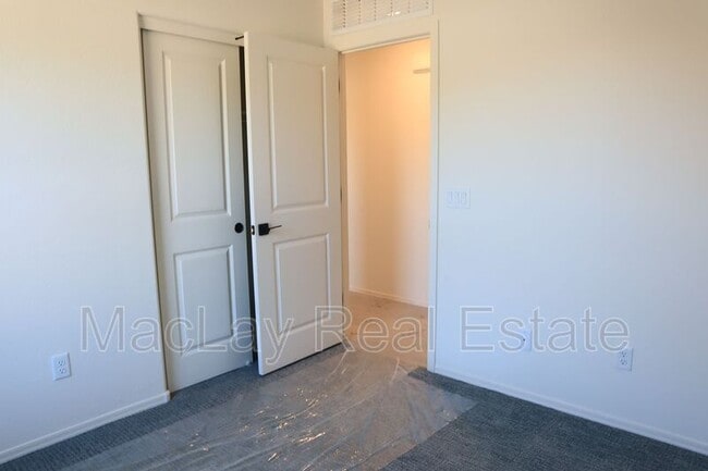 Building Photo - 2783 N Mulberry Pl