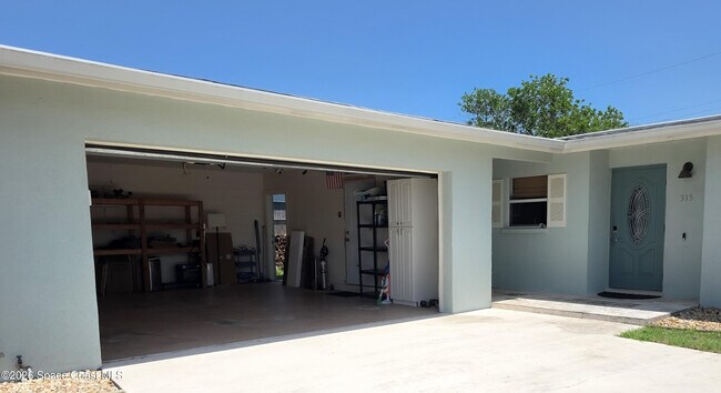 Building Photo - 315 Oahu Dr