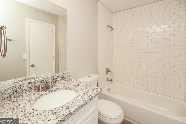 Building Photo - 7035 Greenbower Ln