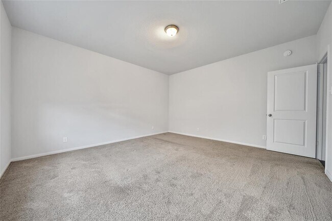 Building Photo - 20975 New Proper Dr