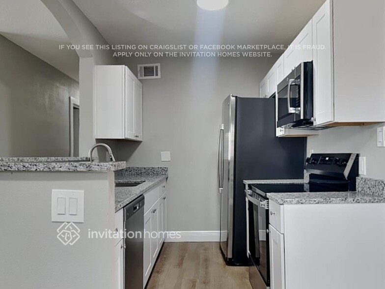 Building Photo - 4359 Neptune Dr SE