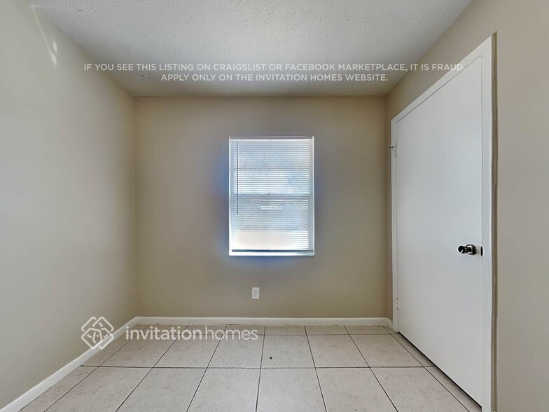 Building Photo - 4822 Presidential St