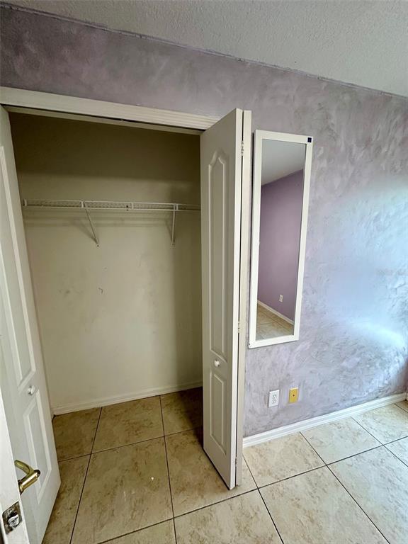 Building Photo - 2367 Brewerton Ln