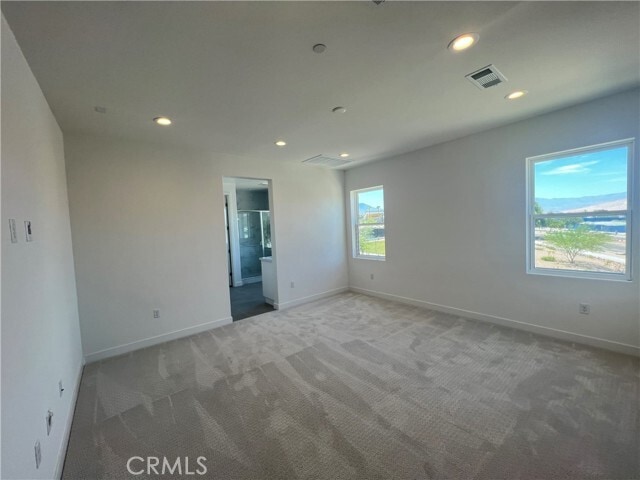 Building Photo - 36318 Warren Dr