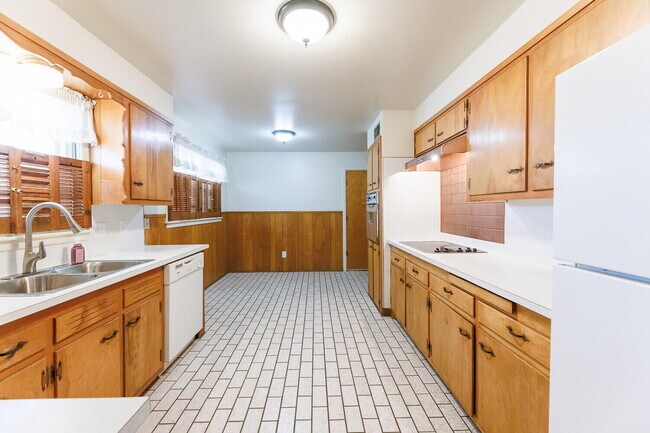 Building Photo - 4926 48th St