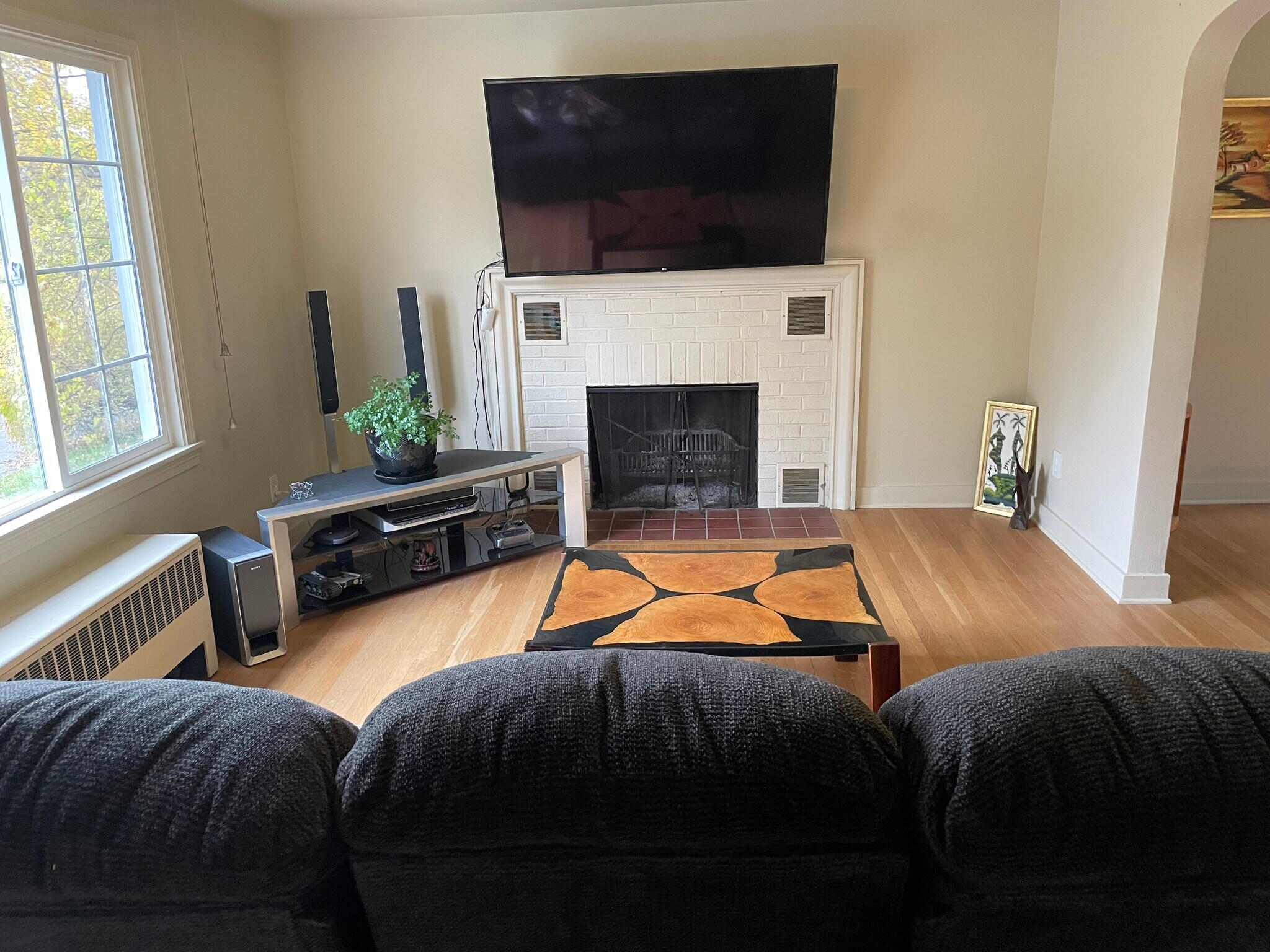 Building Photo - 206 Eastwood Ave