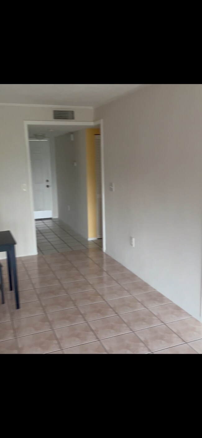 Building Photo - 1054 Lotus Cove Ct