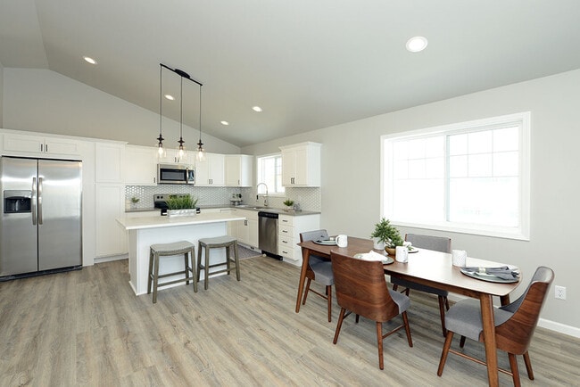 Building Photo - 1726 18th St N