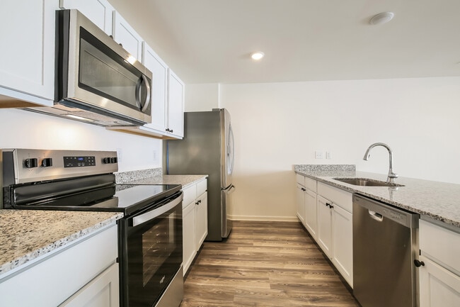 Building Photo - 109 Span Ln